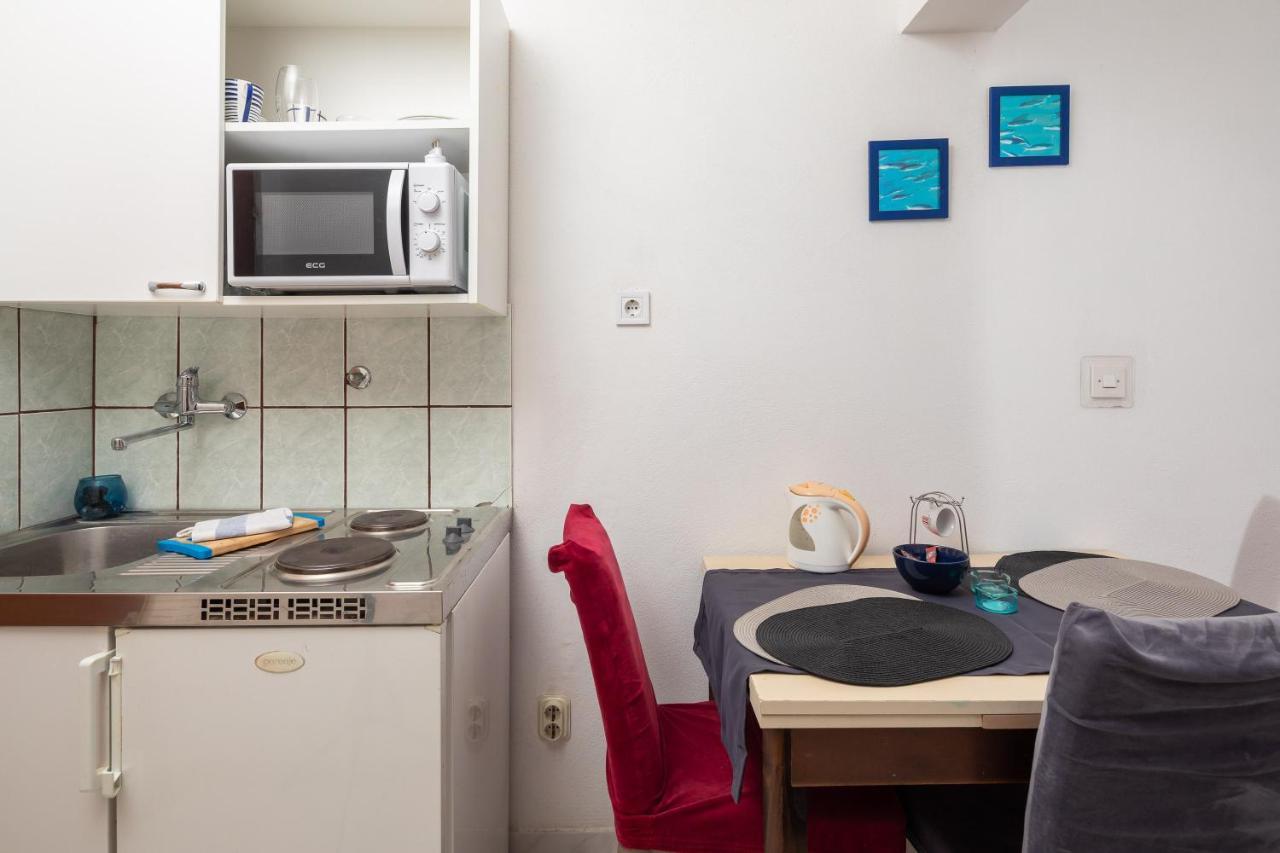 Beach Apartments Borovina Stanici Exterior photo